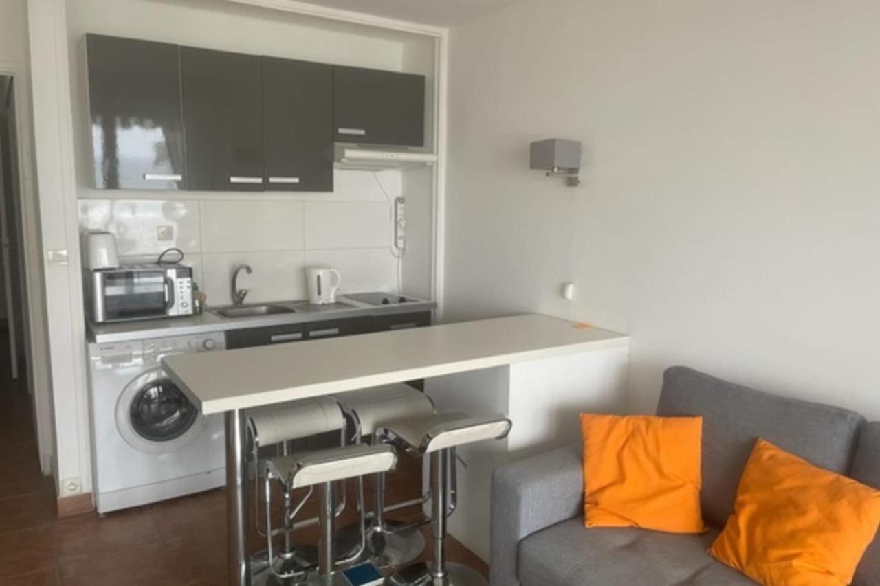 Studio Face à Juan Les Pins Appartement Antibes